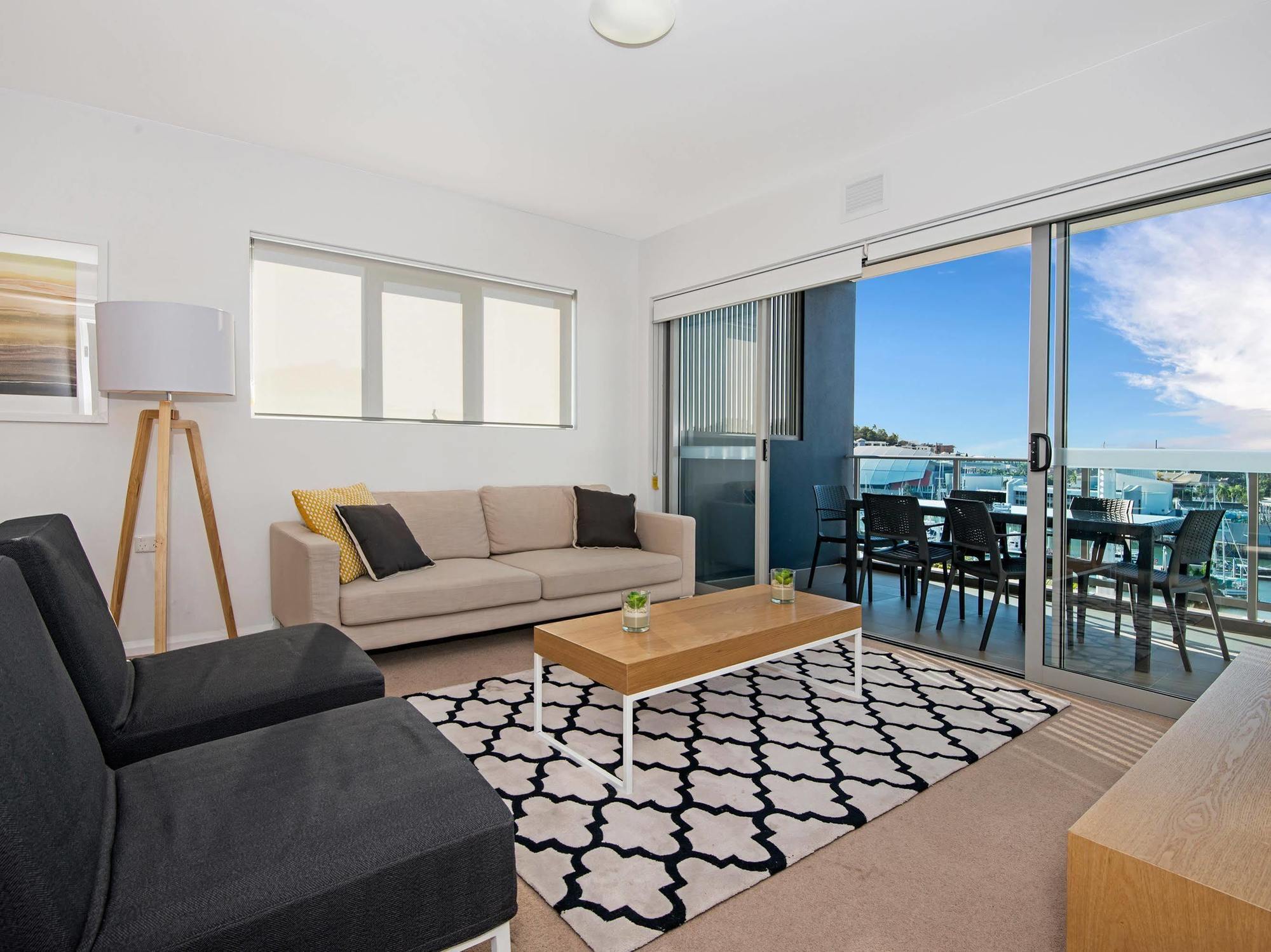 Allure Hotel & Apartments Townsville Bagian luar foto