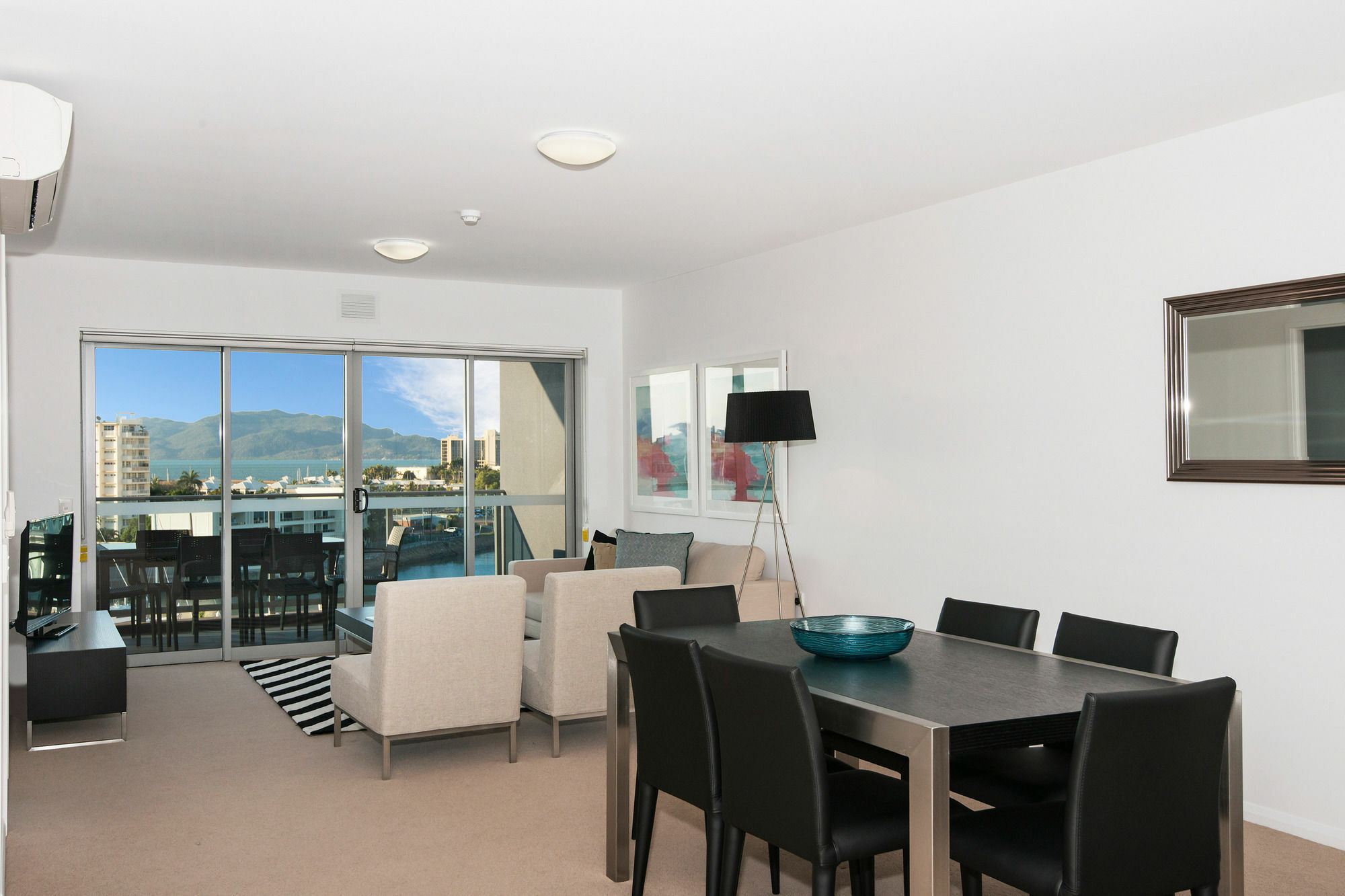 Allure Hotel & Apartments Townsville Bagian luar foto
