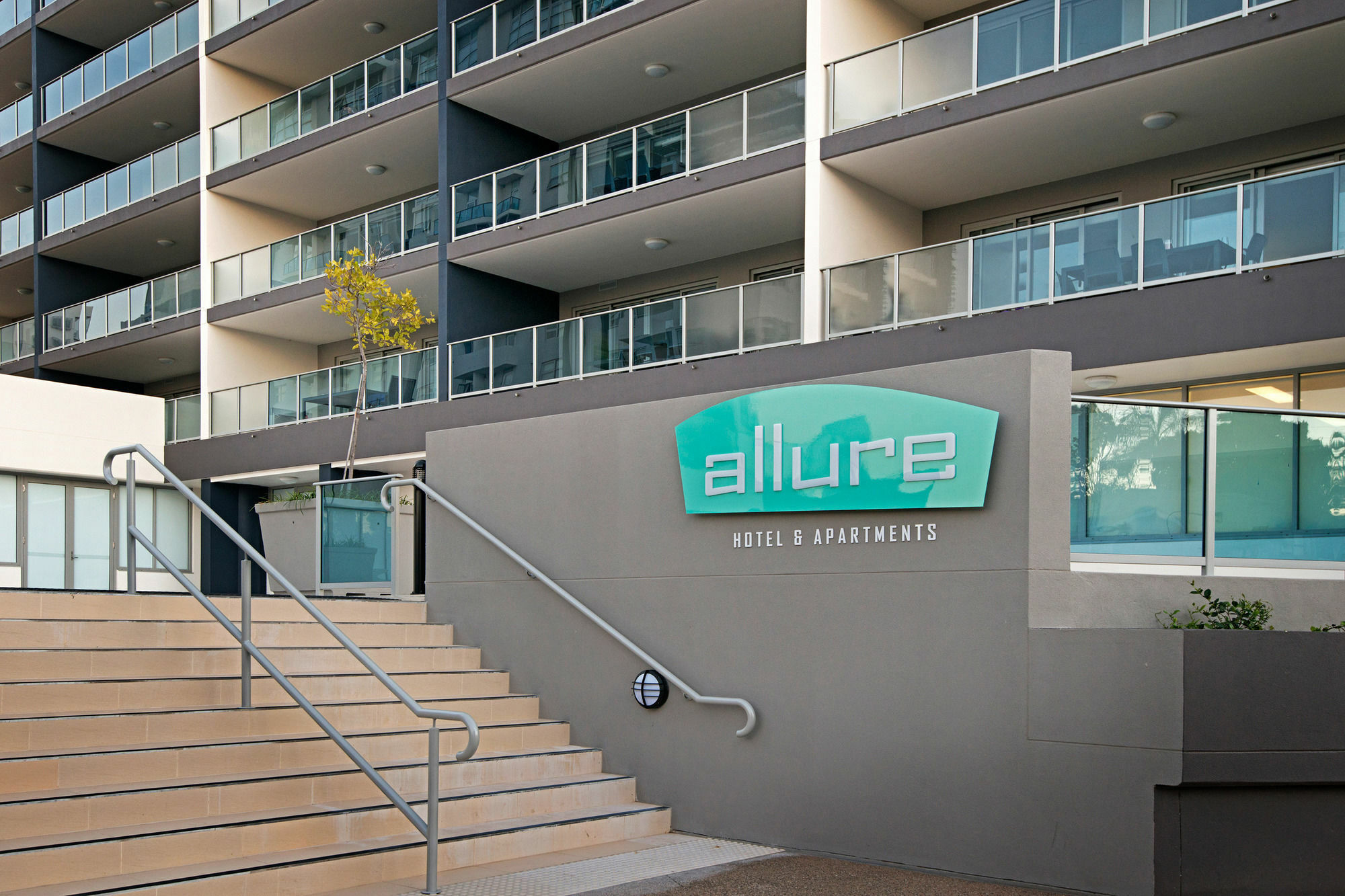 Allure Hotel & Apartments Townsville Bagian luar foto