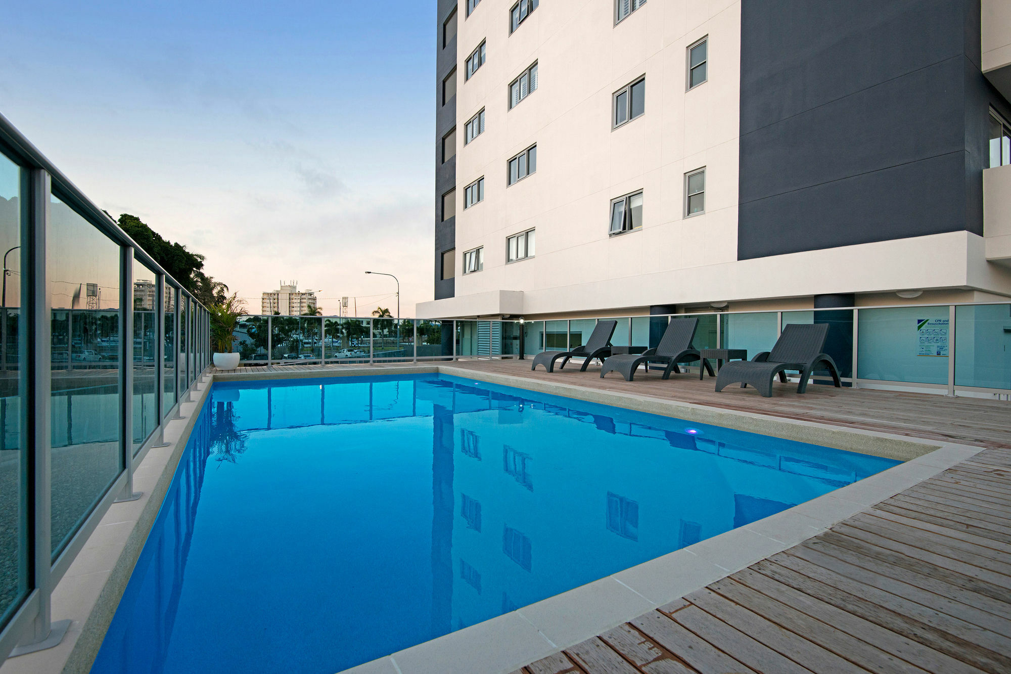 Allure Hotel & Apartments Townsville Bagian luar foto
