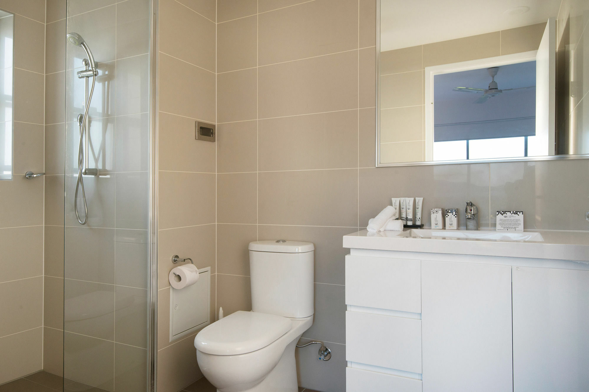 Allure Hotel & Apartments Townsville Bagian luar foto
