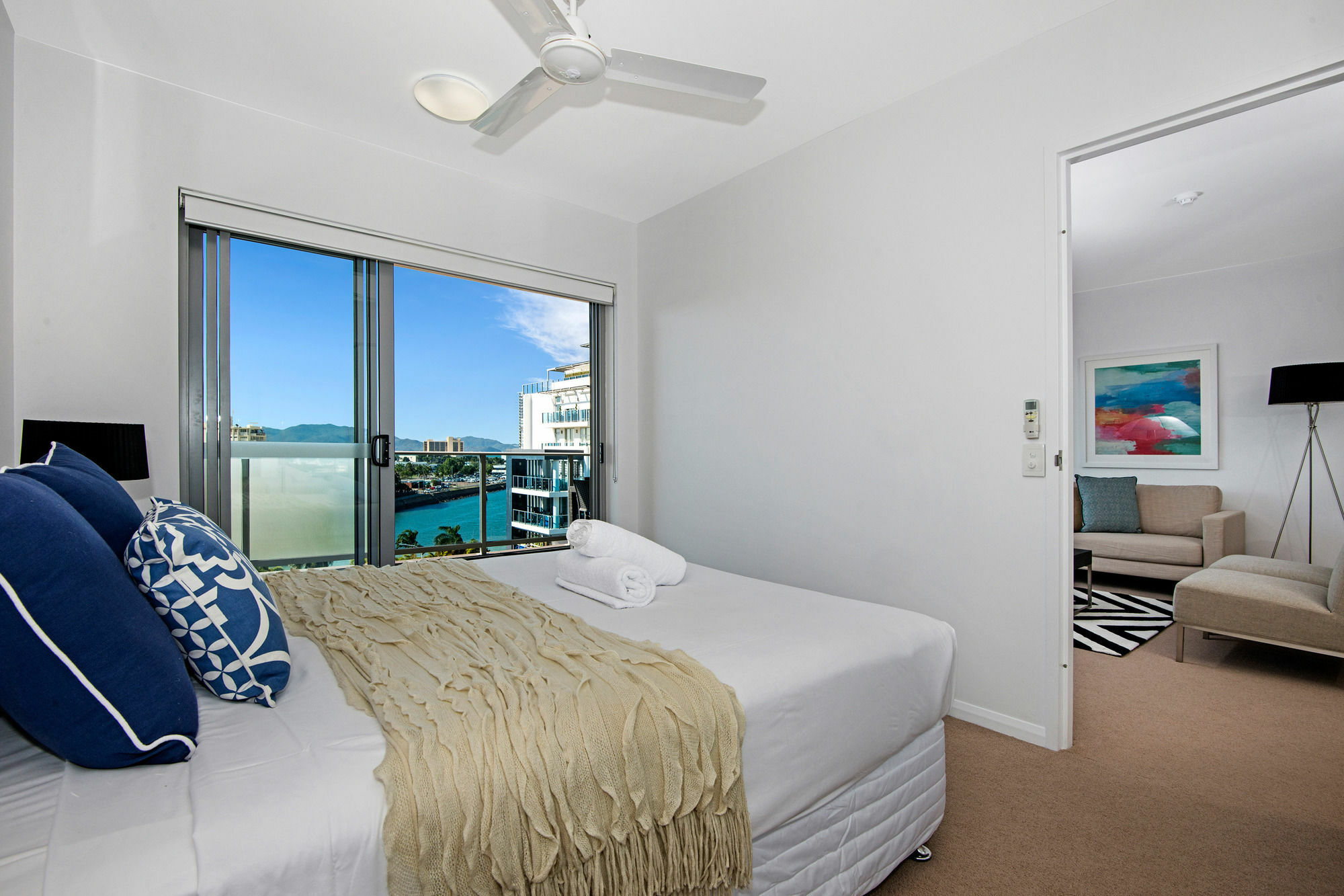 Allure Hotel & Apartments Townsville Bagian luar foto