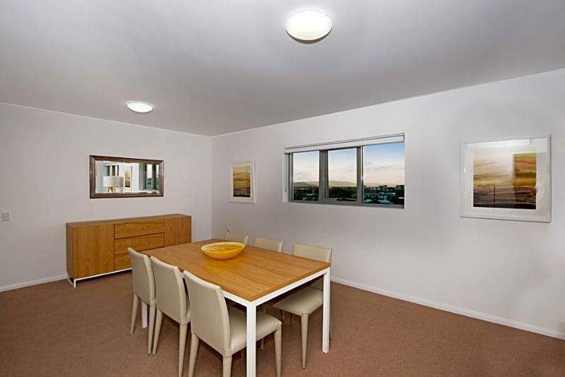 Allure Hotel & Apartments Townsville Bagian luar foto