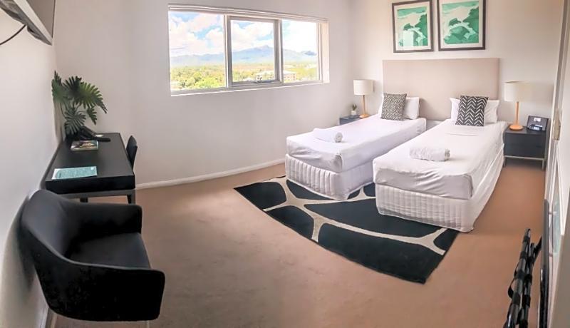 Allure Hotel & Apartments Townsville Bagian luar foto